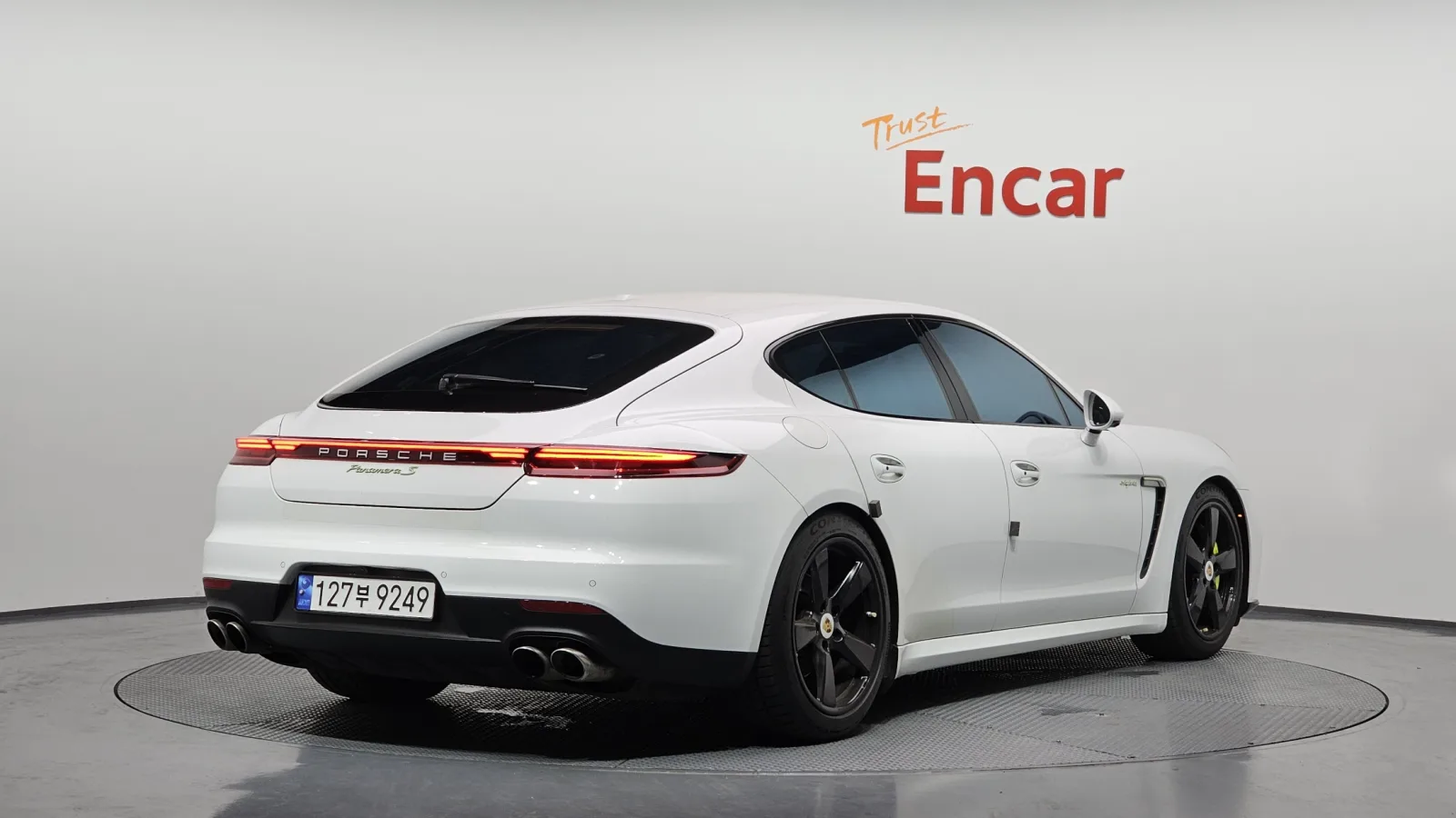 2015 Porsche Panamera
