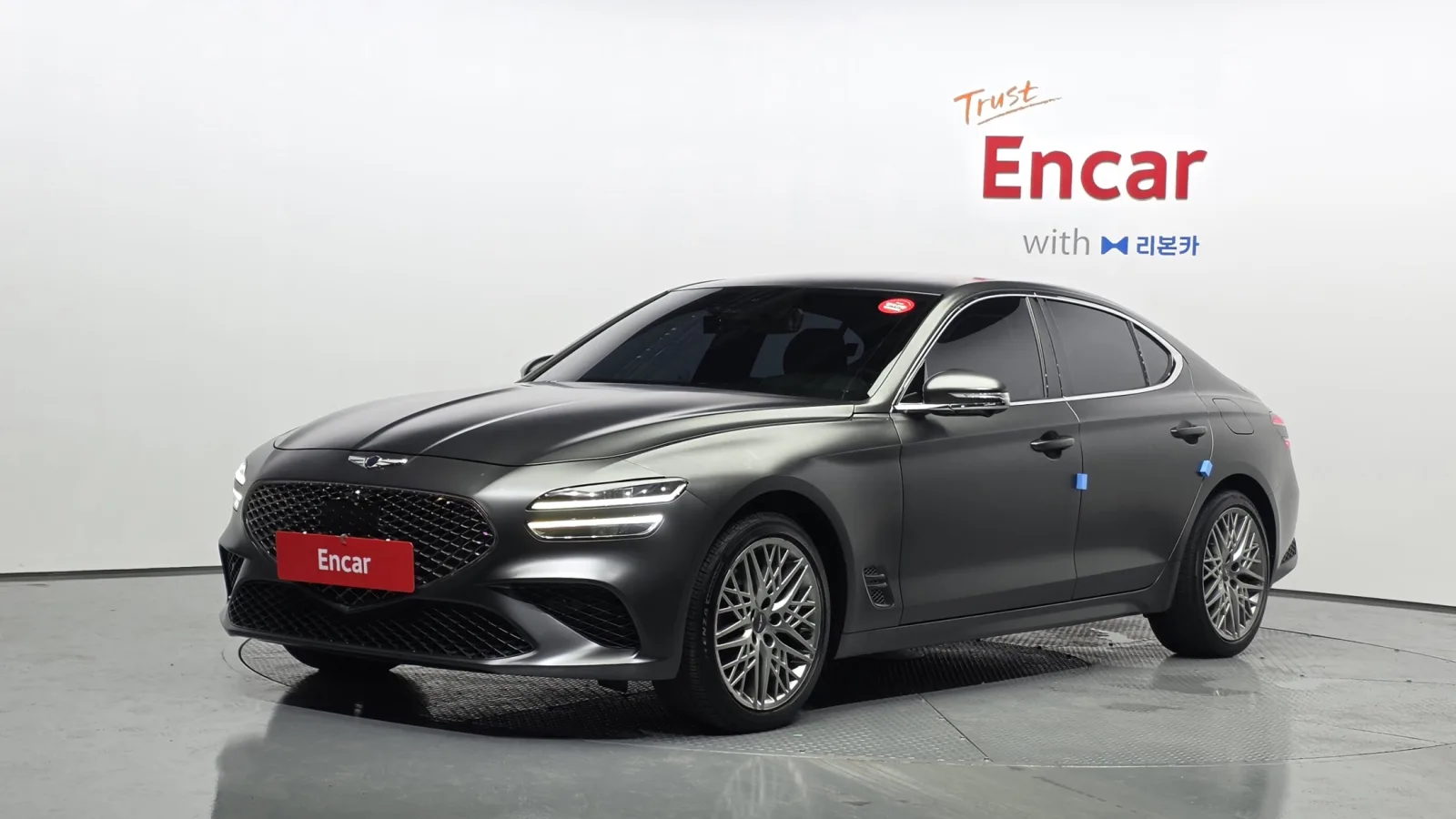 2023 Genesis G70