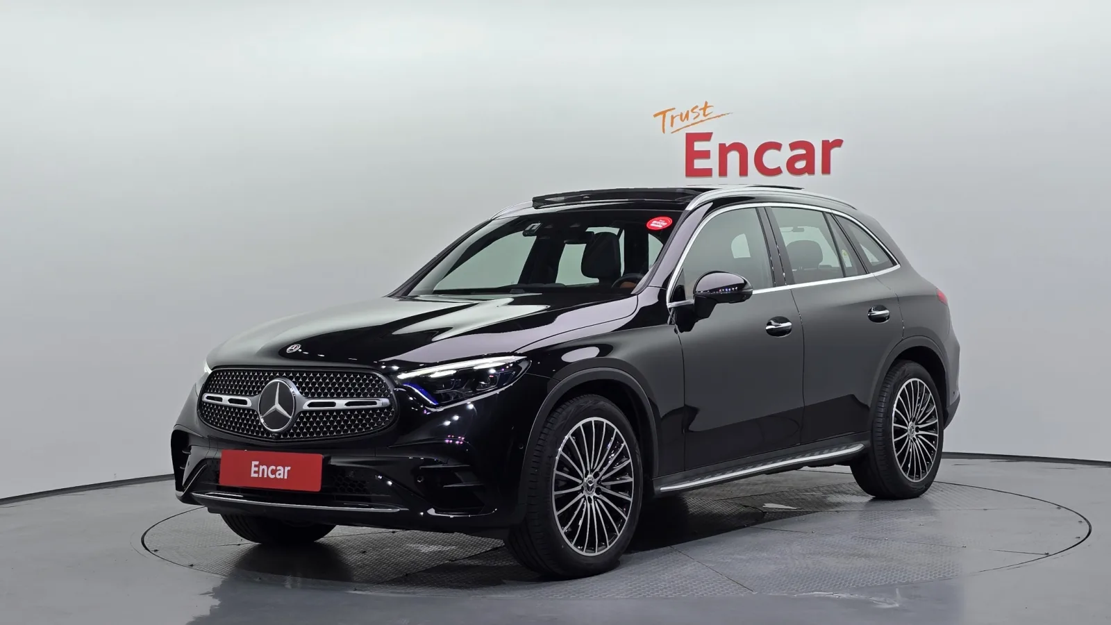 2025 Mercedes-Benz GLC-Class