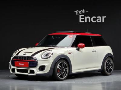 2016 MINI Cooper
