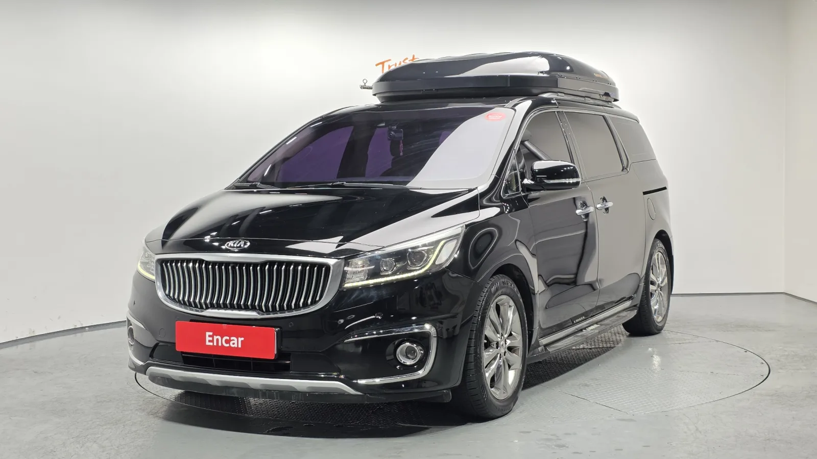 2017 Kia Carnival