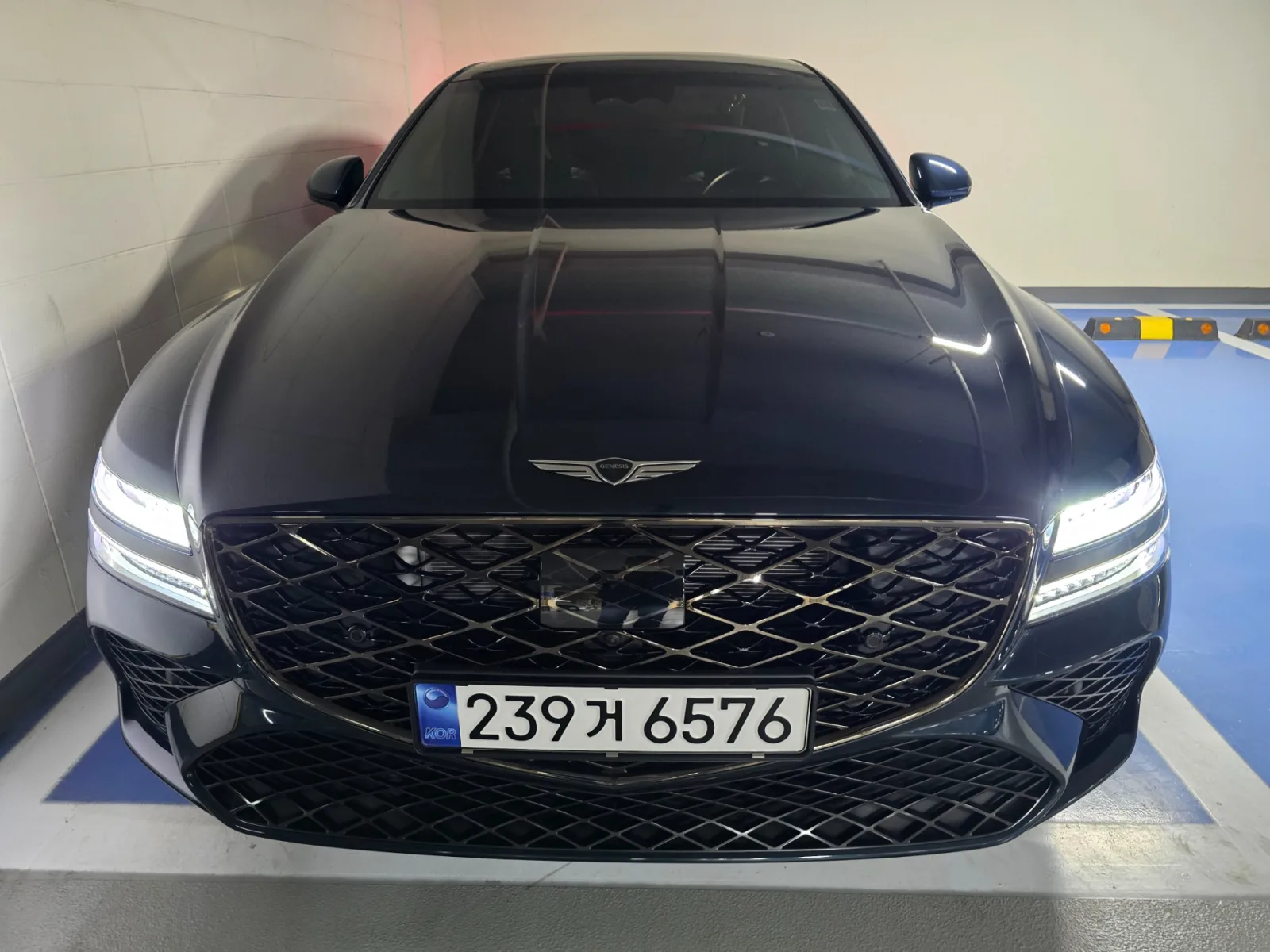 2025 Genesis G80