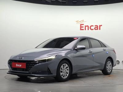 2022 Hyundai Elantra