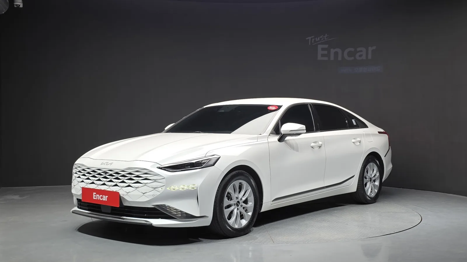 2022 Kia K8