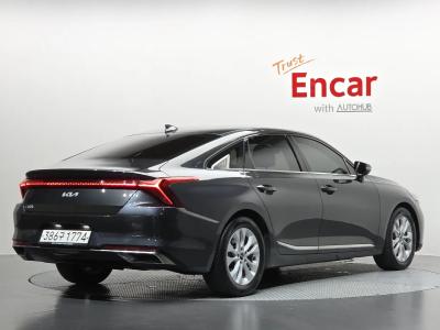 2022 Kia K8