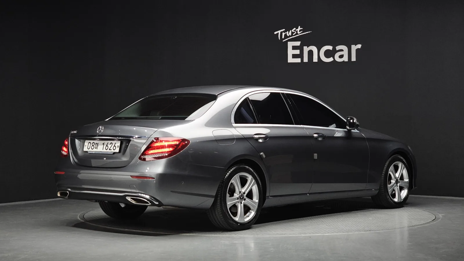 2018 Mercedes-Benz E-Class