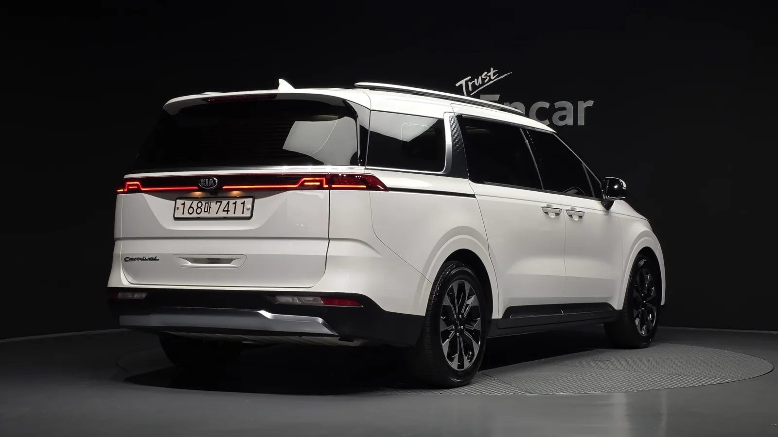 2021 Kia Carnival