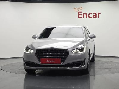 2017 Genesis EQ900