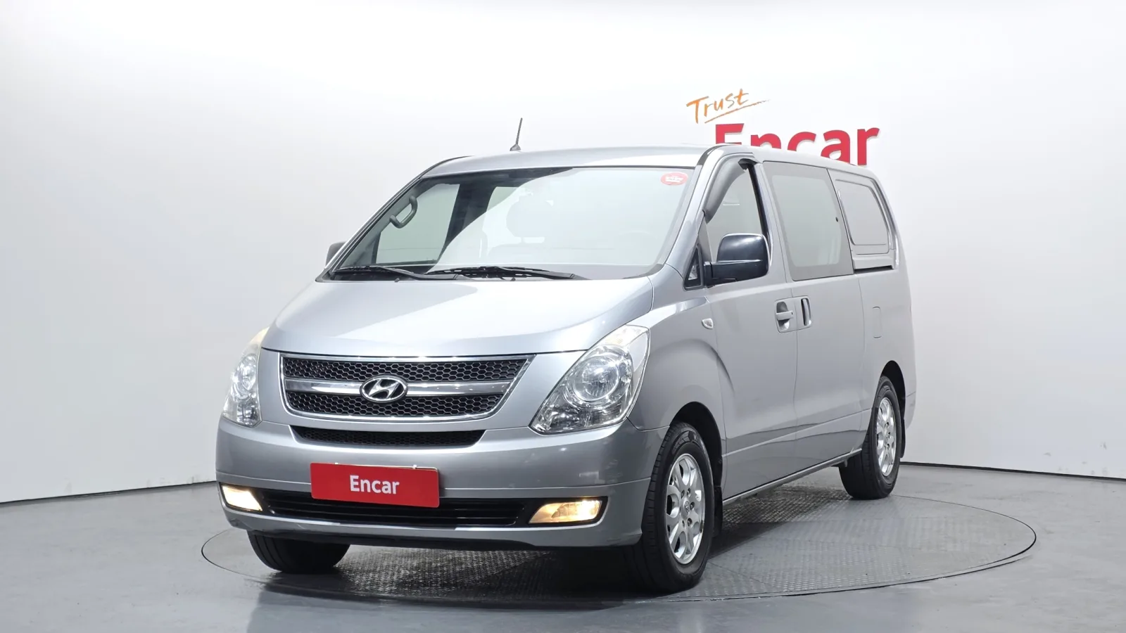 2011 Hyundai Starex