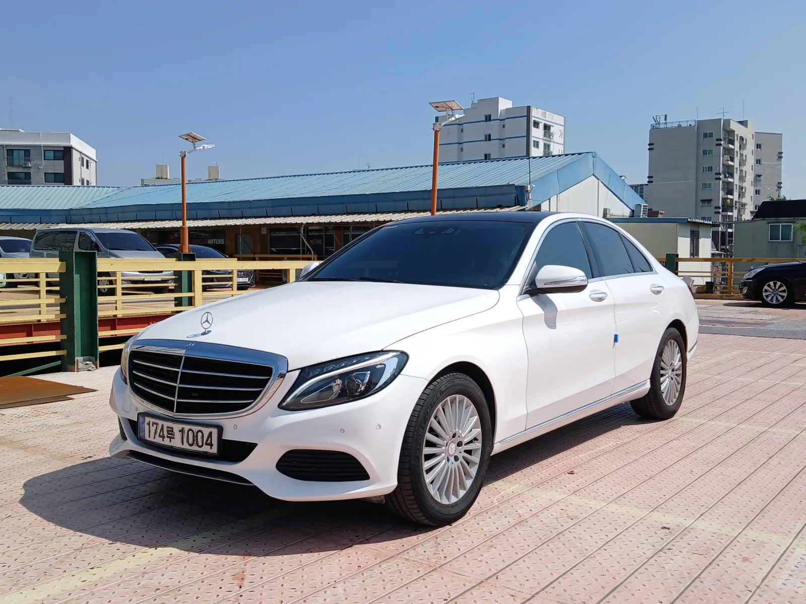 2015 Mercedes-Benz C-Class