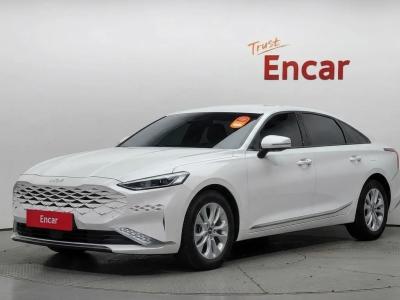 2023 Kia K8