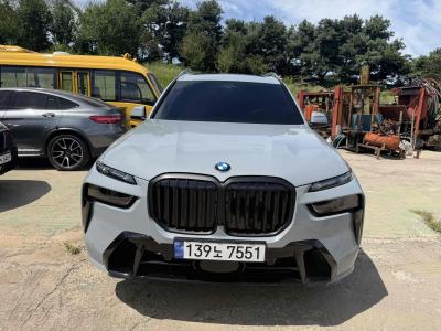 2026 BMW X7