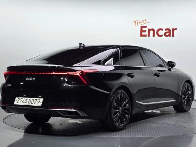 2022 Kia K8