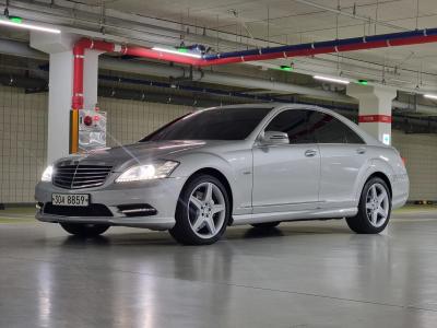 2011 Mercedes-Benz S-Class
