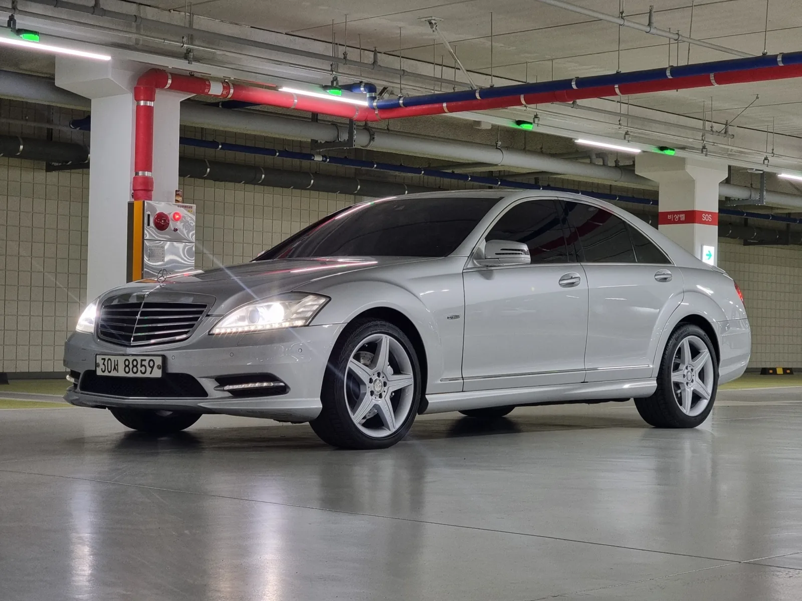 2011 Mercedes-Benz S-Class