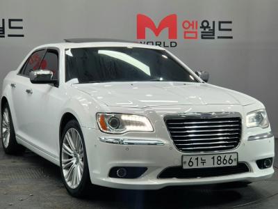 2014 Chrysler 300C