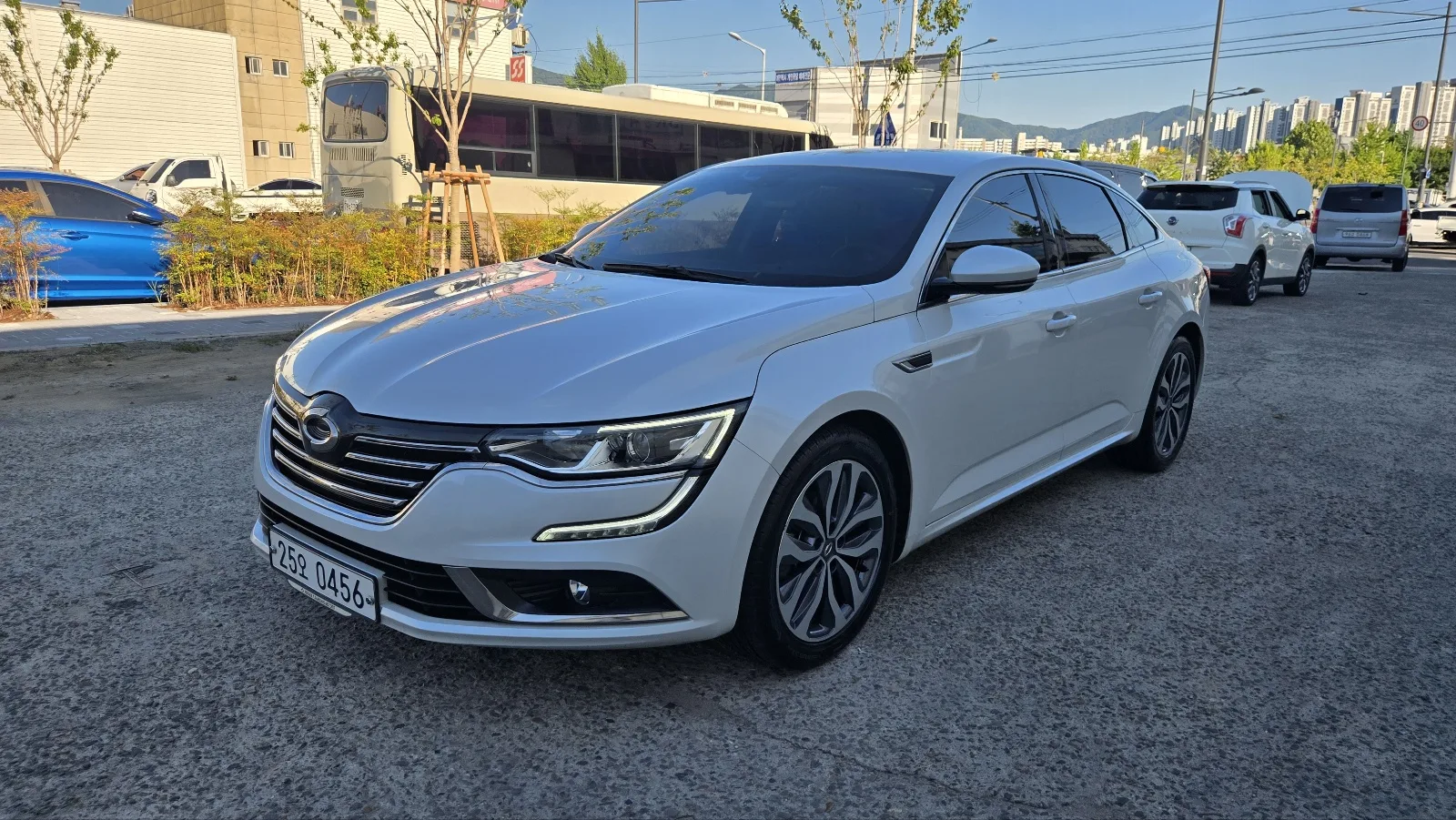 2016 Renault Korea SM6