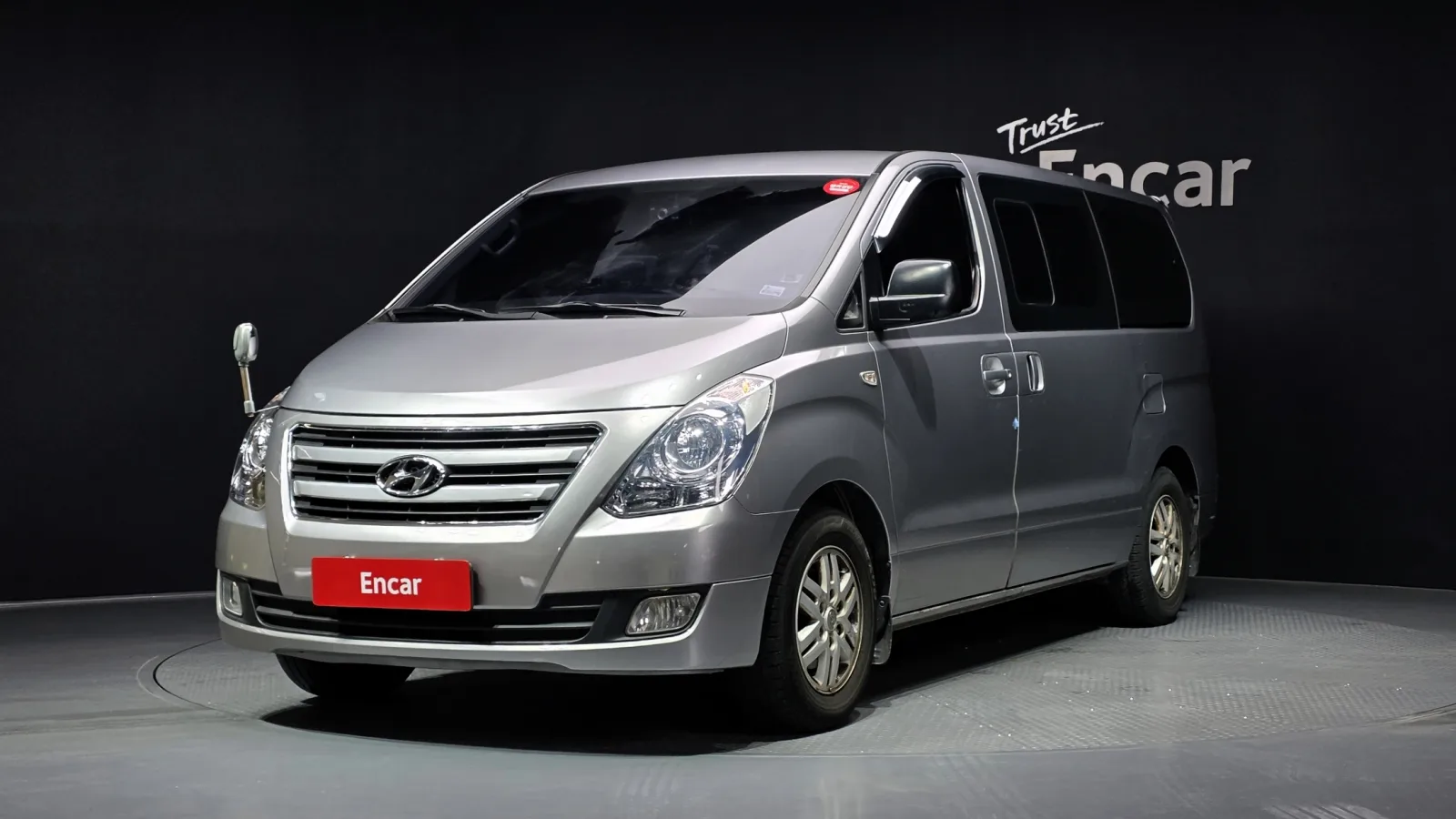 2016 Hyundai Starex