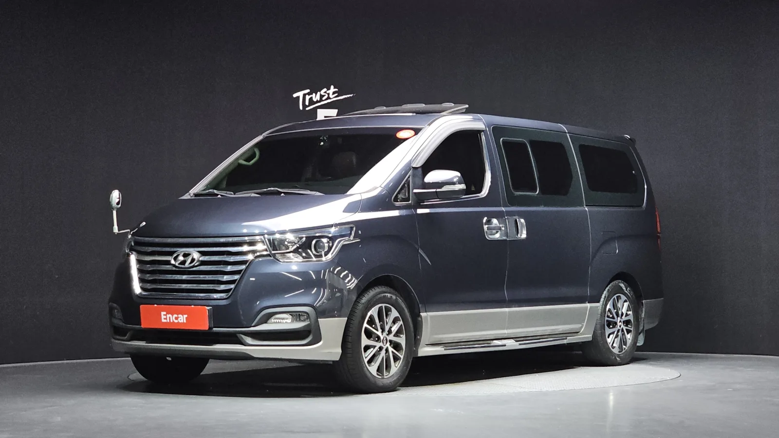 2019 Hyundai Starex