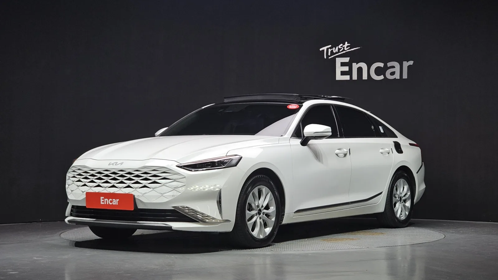 2023 Kia K8