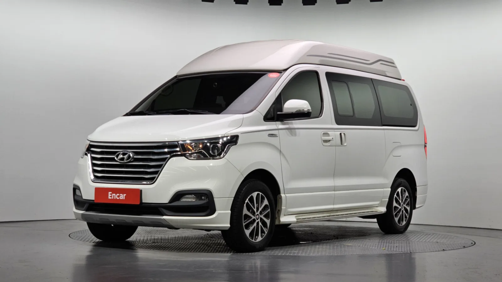 2019 Hyundai Starex