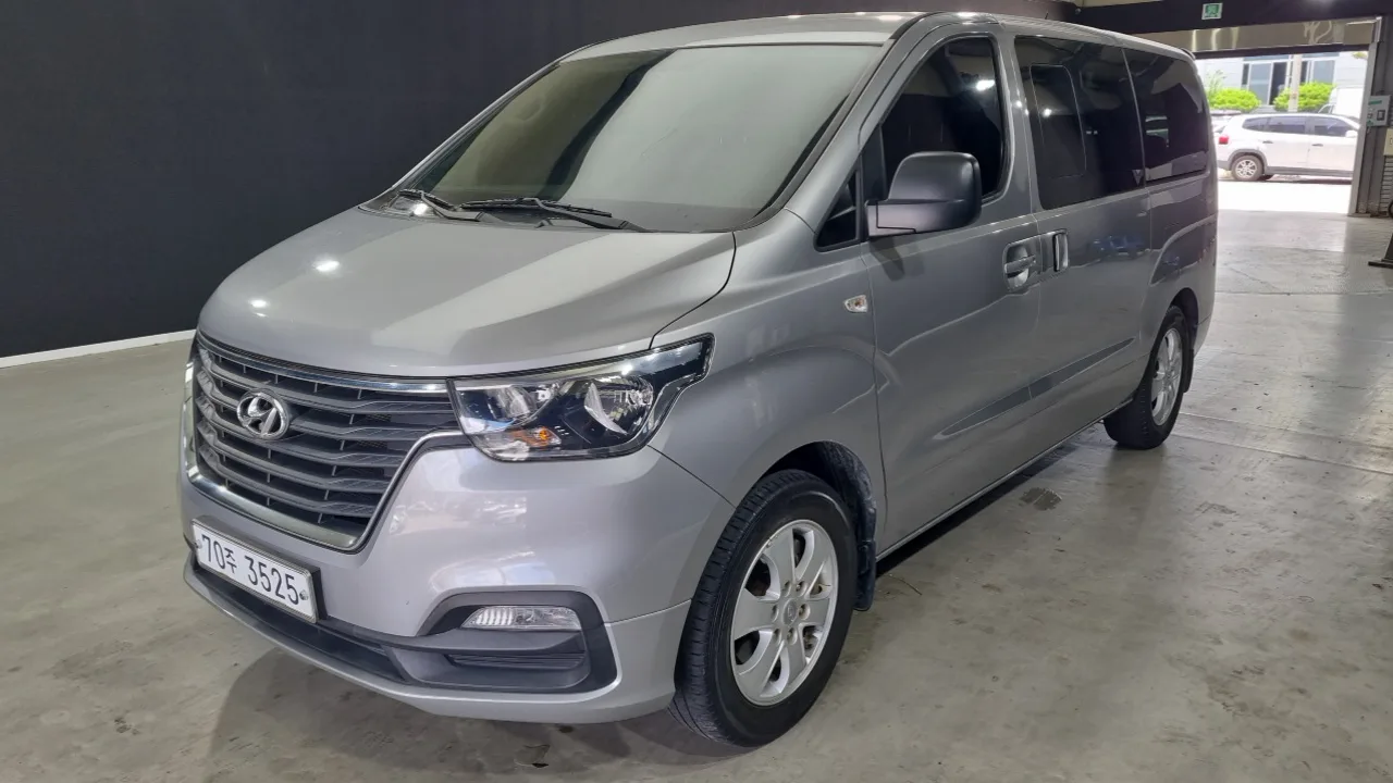 2020 Hyundai Starex