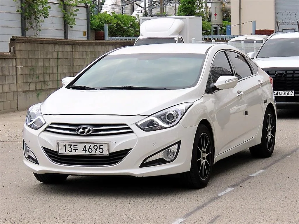 2012 Hyundai i40