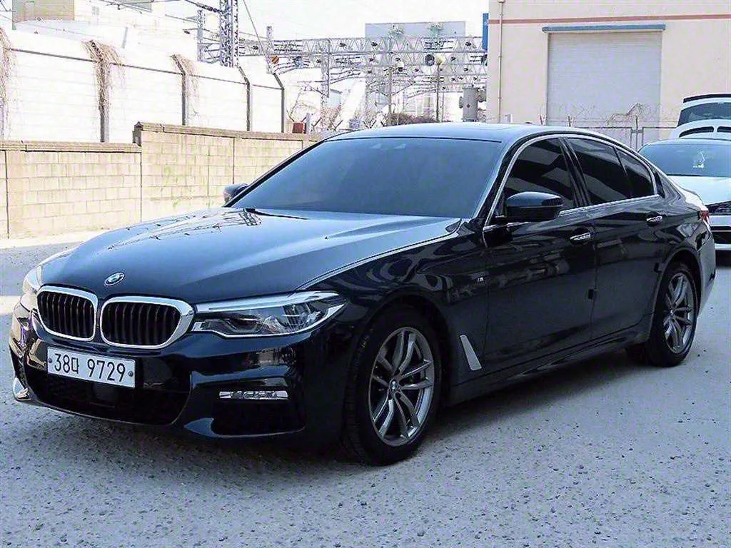 2018 BMW 5-Series