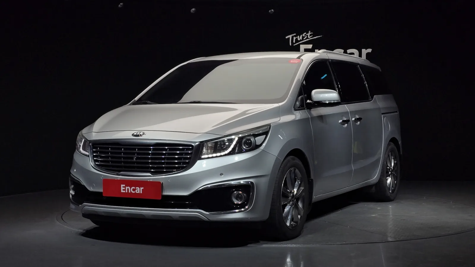 2015 Kia Carnival