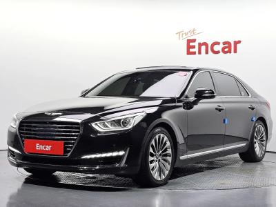 2018 Genesis EQ900