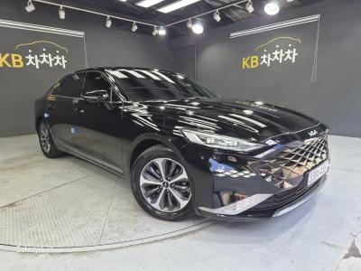 2022 Kia K8