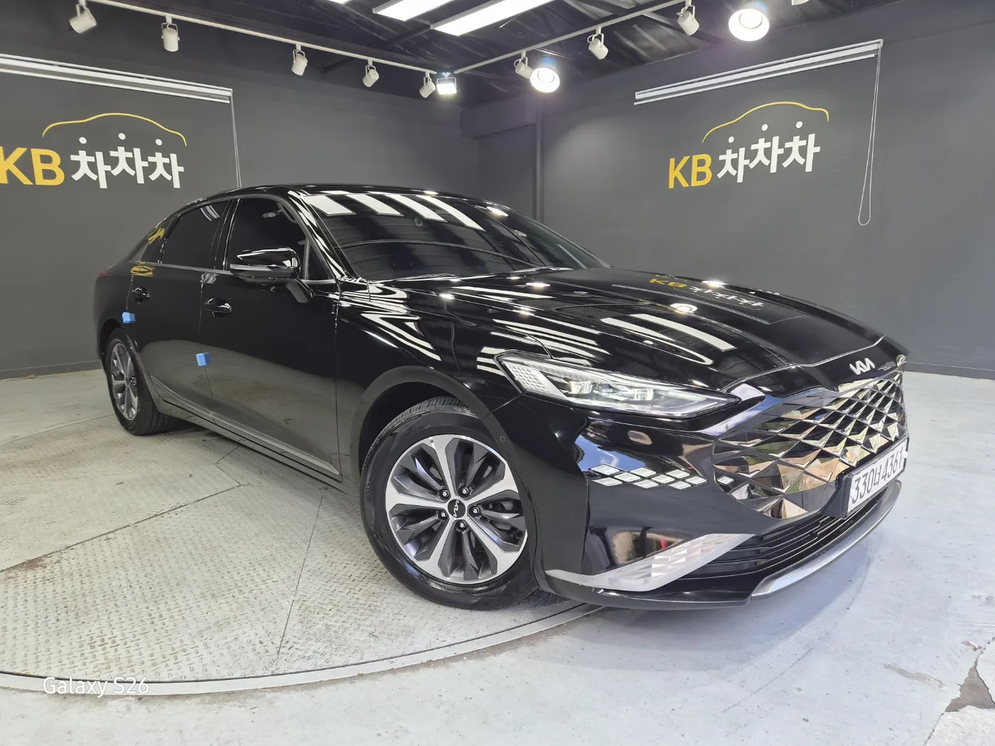 2022 Kia K8