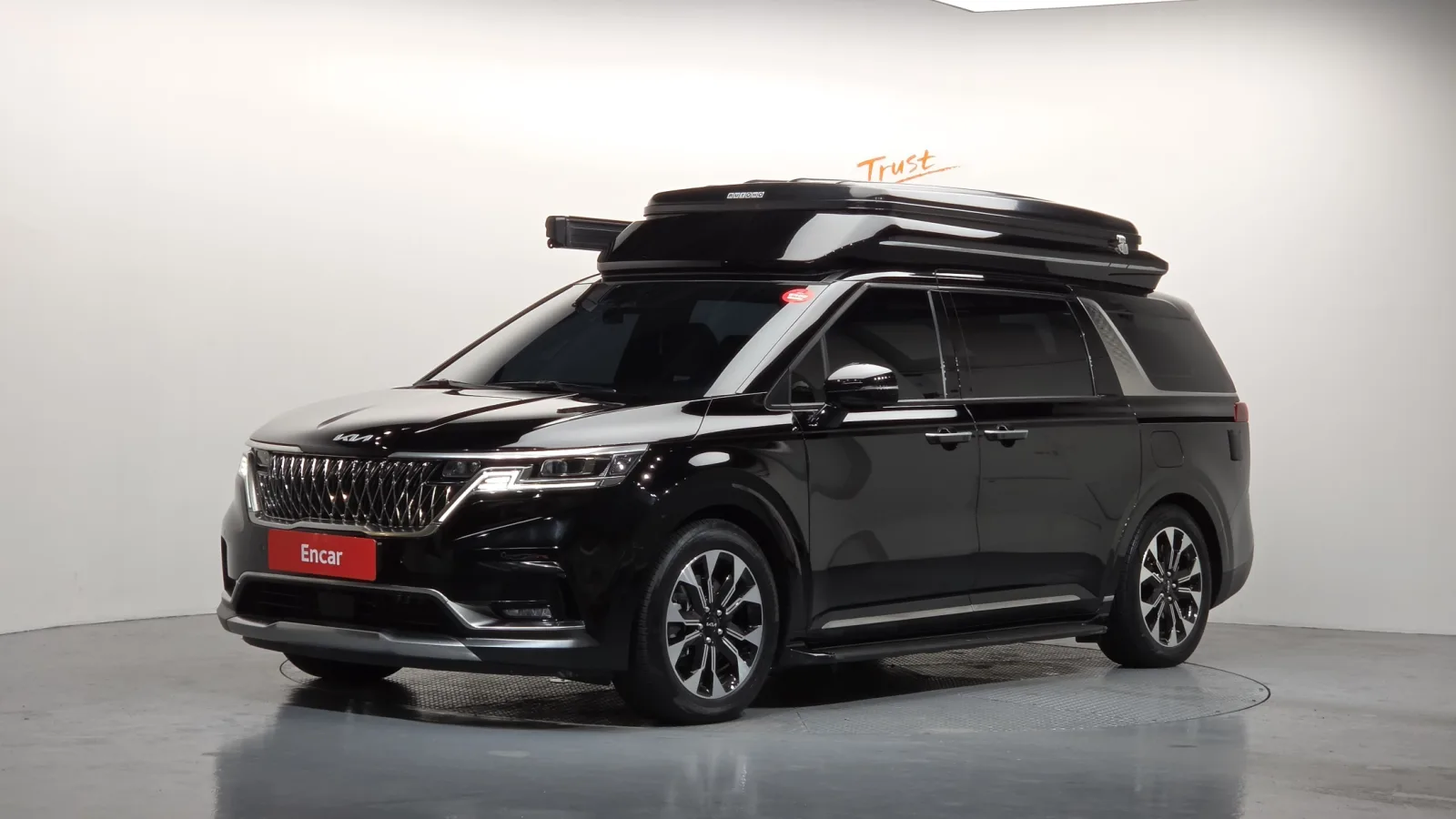 2023 Kia Carnival
