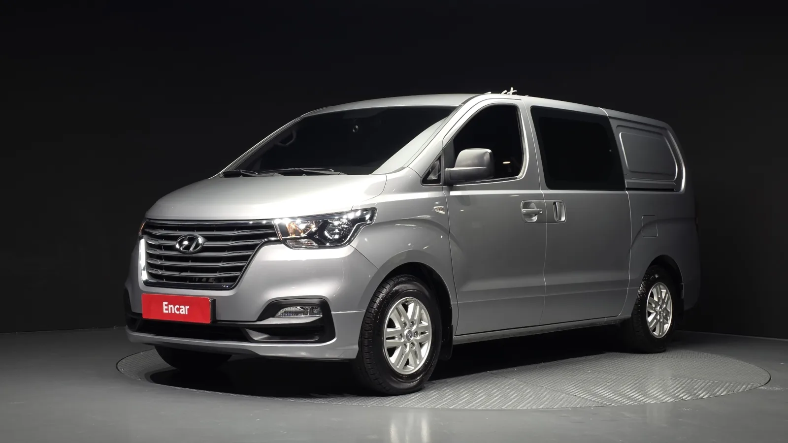 2021 Hyundai Starex