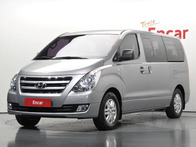 2018 Hyundai Starex