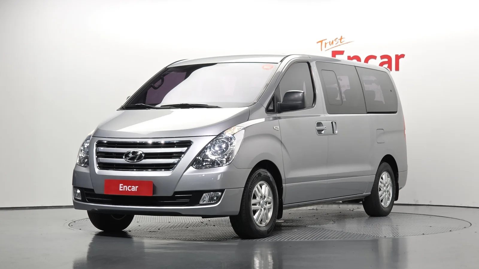 2018 Hyundai Starex