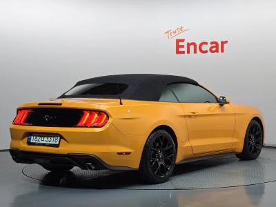 2022 Ford Mustang