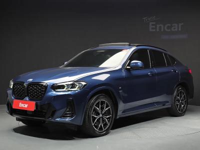 2022 BMW X4