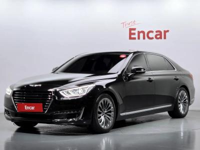 2018 Genesis EQ900