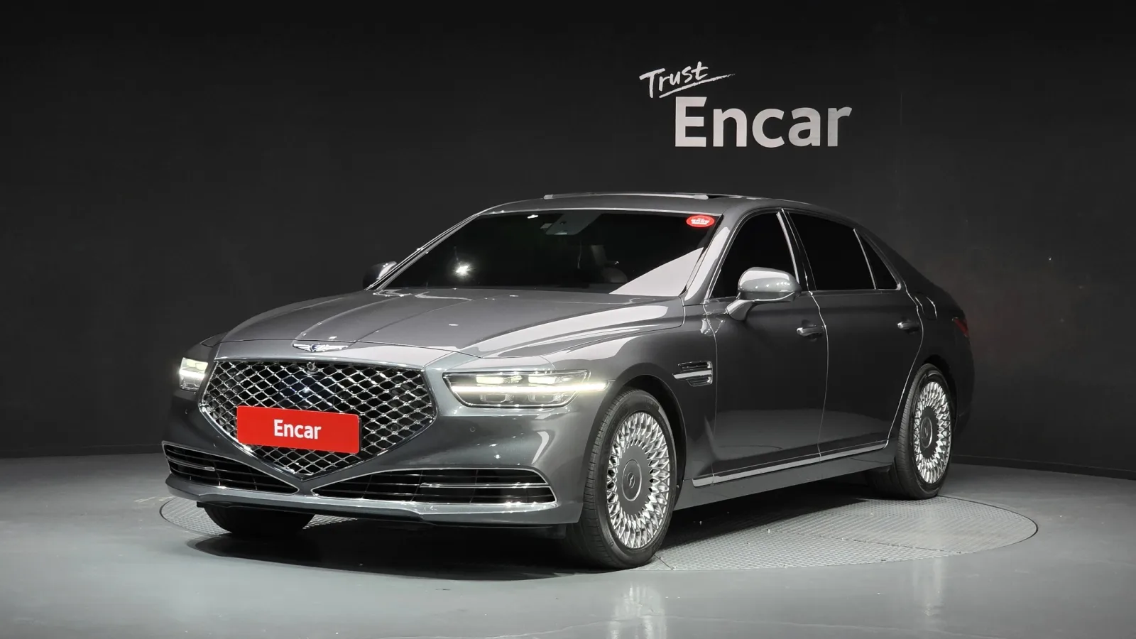 2020 Genesis G90