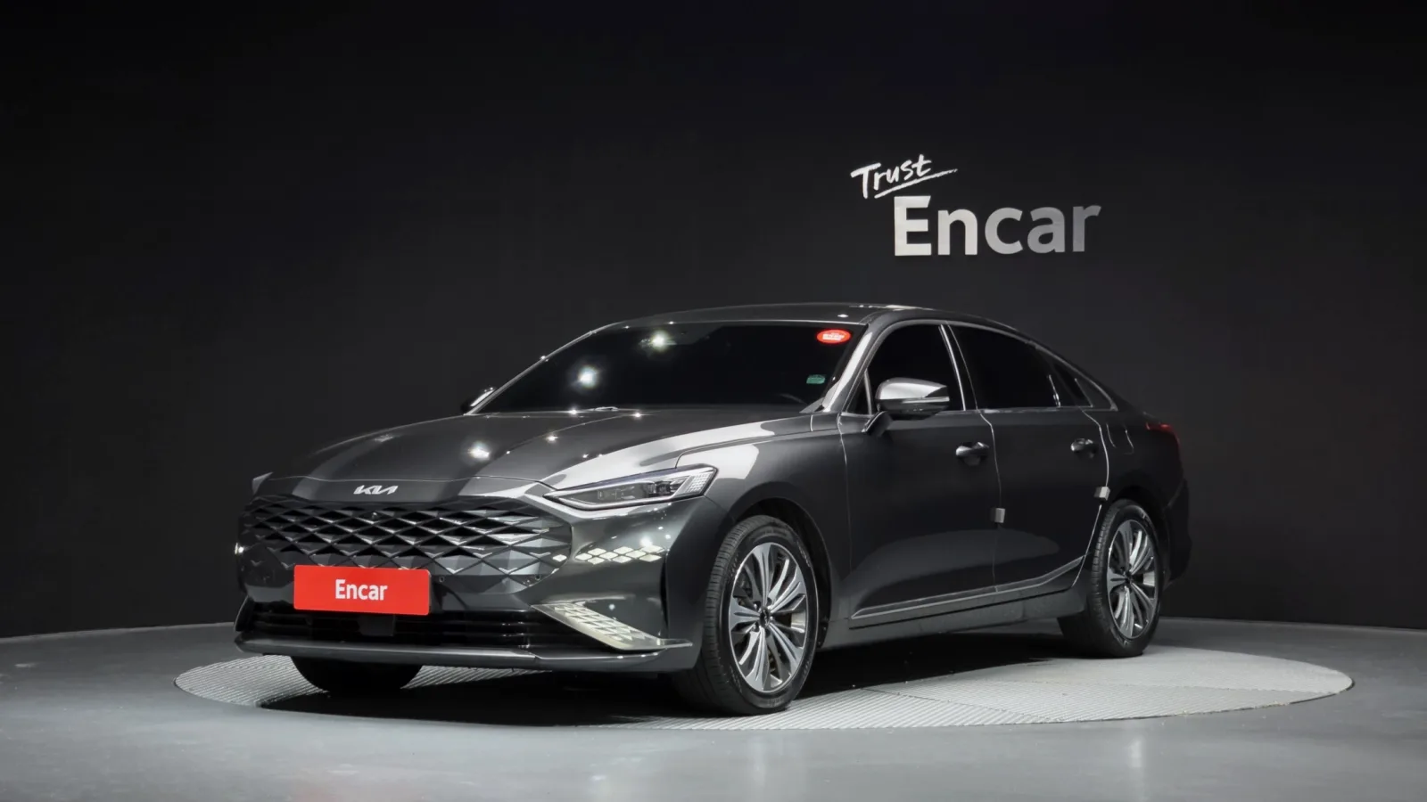 2022 Kia K8