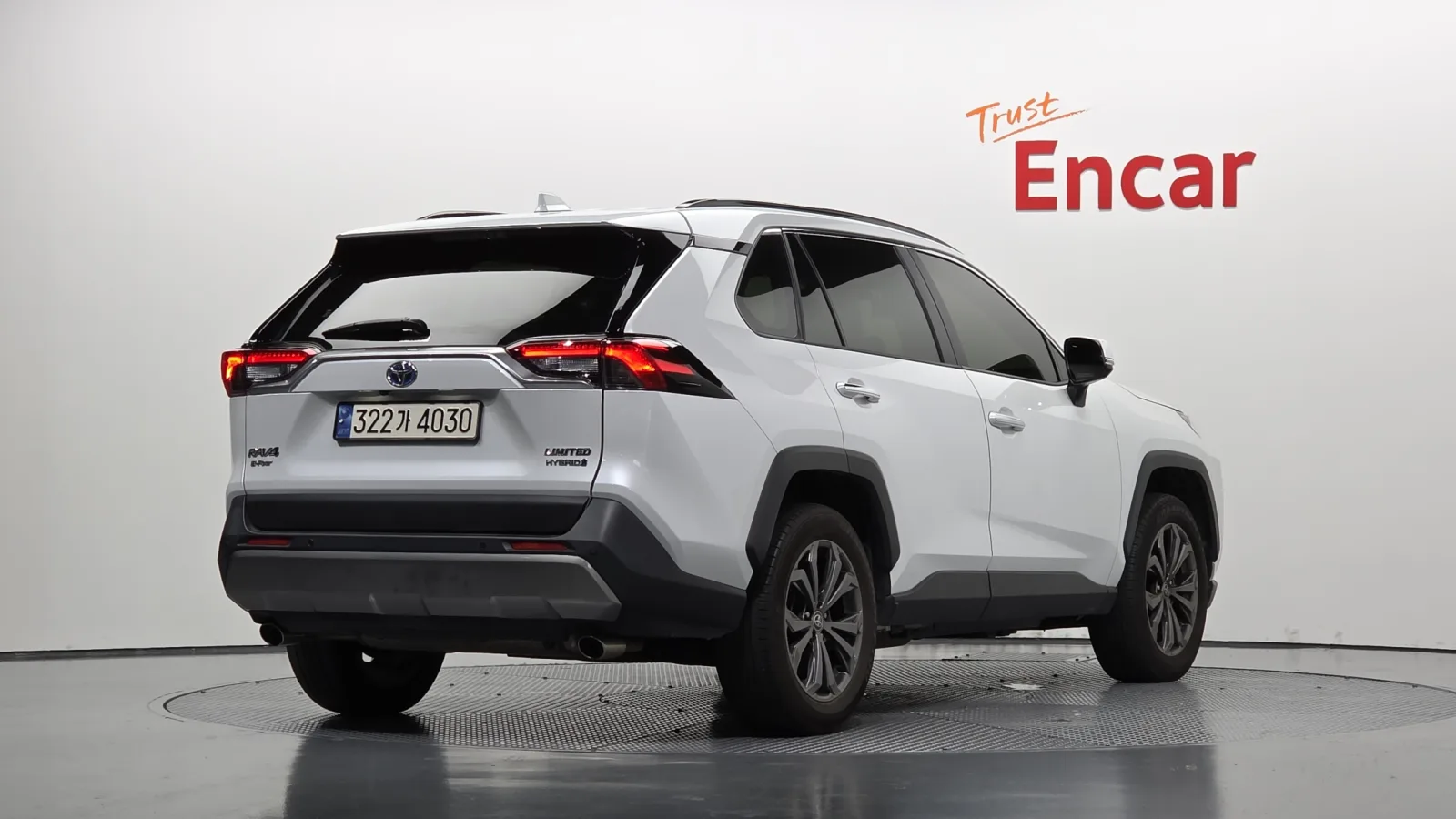 2024 Toyota RAV4