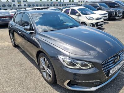 2019 Hyundai Grandeur