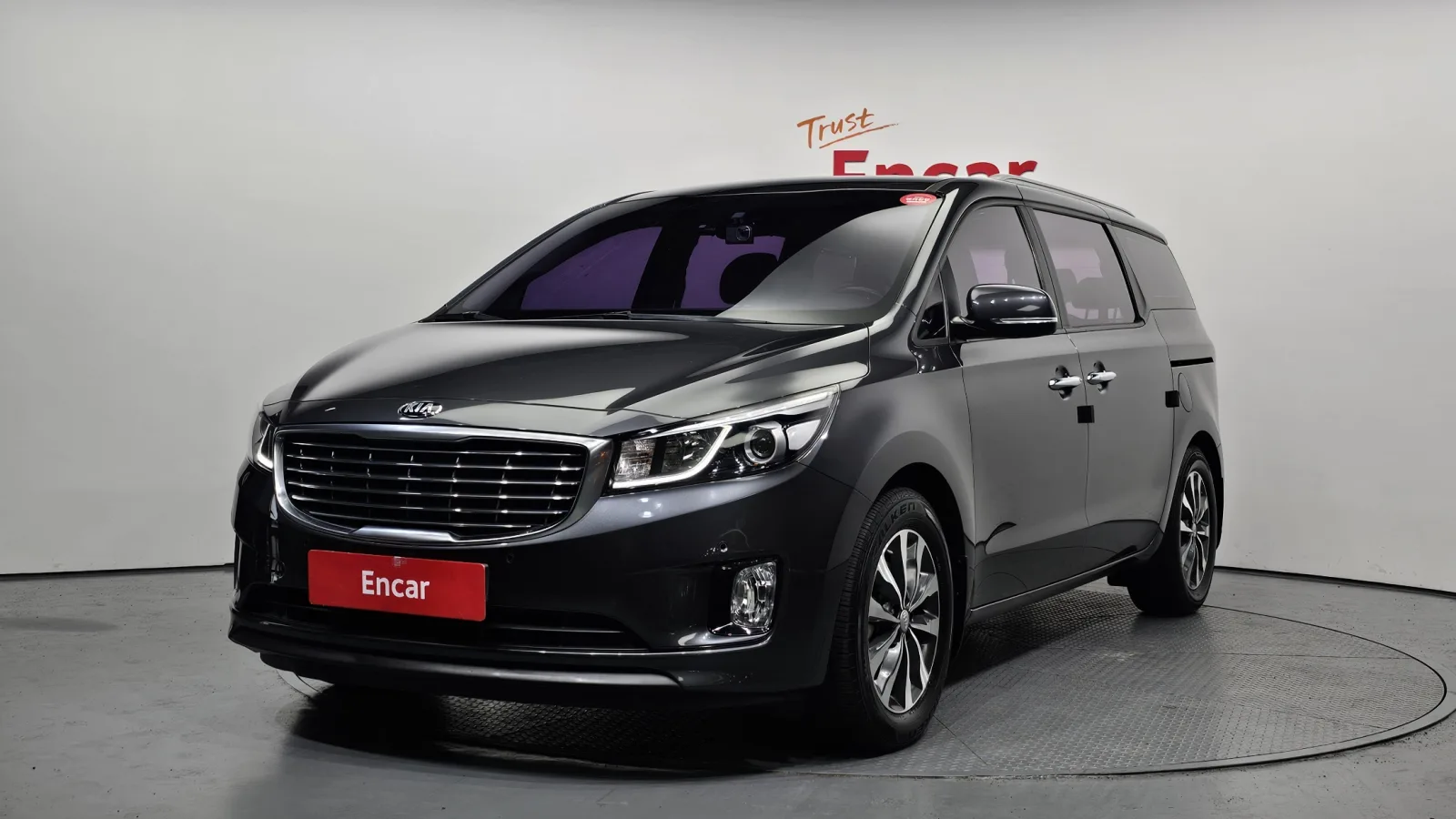 2016 Kia Carnival