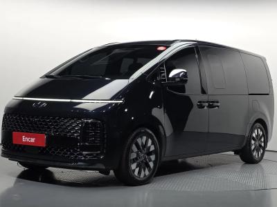 2022 Hyundai Staria