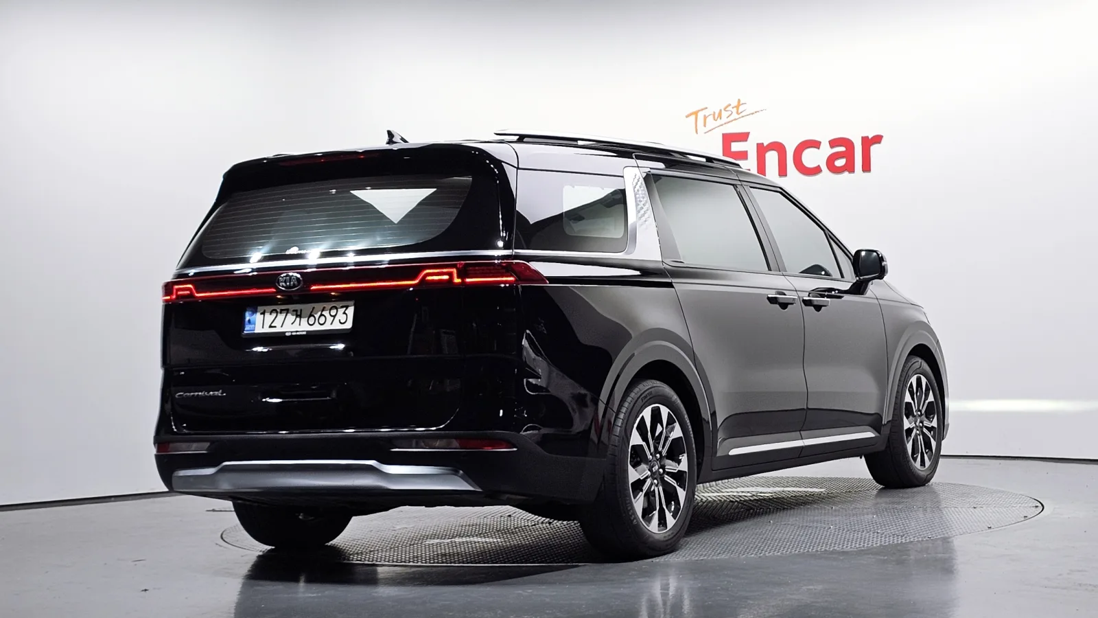 2021 Kia Carnival