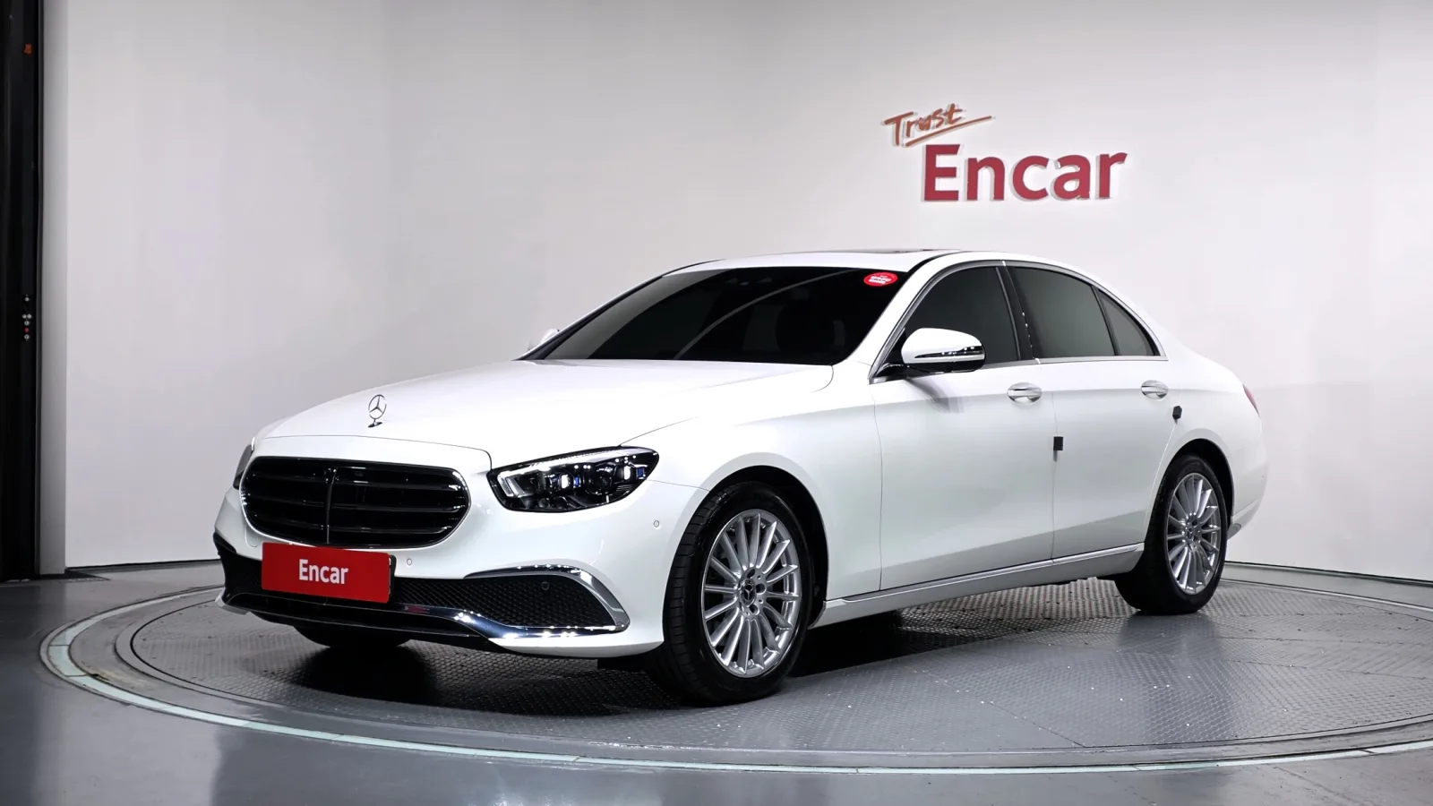 2022 Mercedes-Benz E-Class