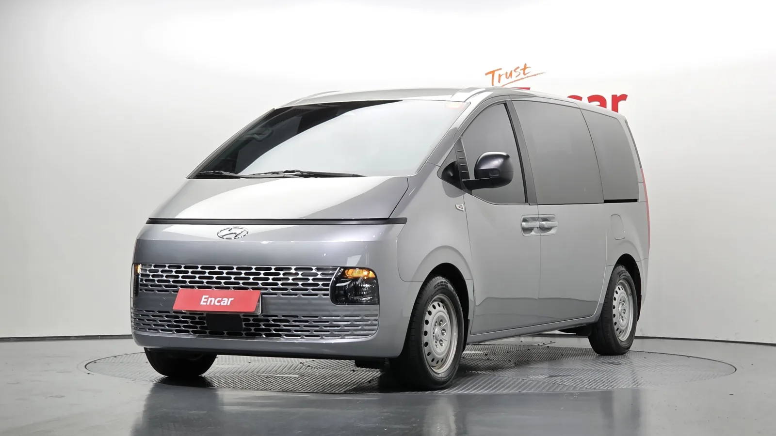 2022 Hyundai Staria