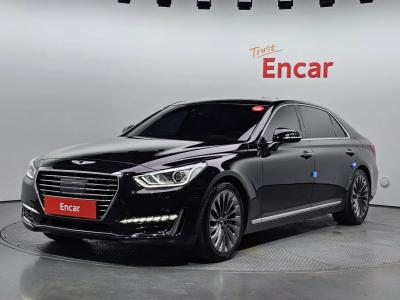 2018 Genesis EQ900