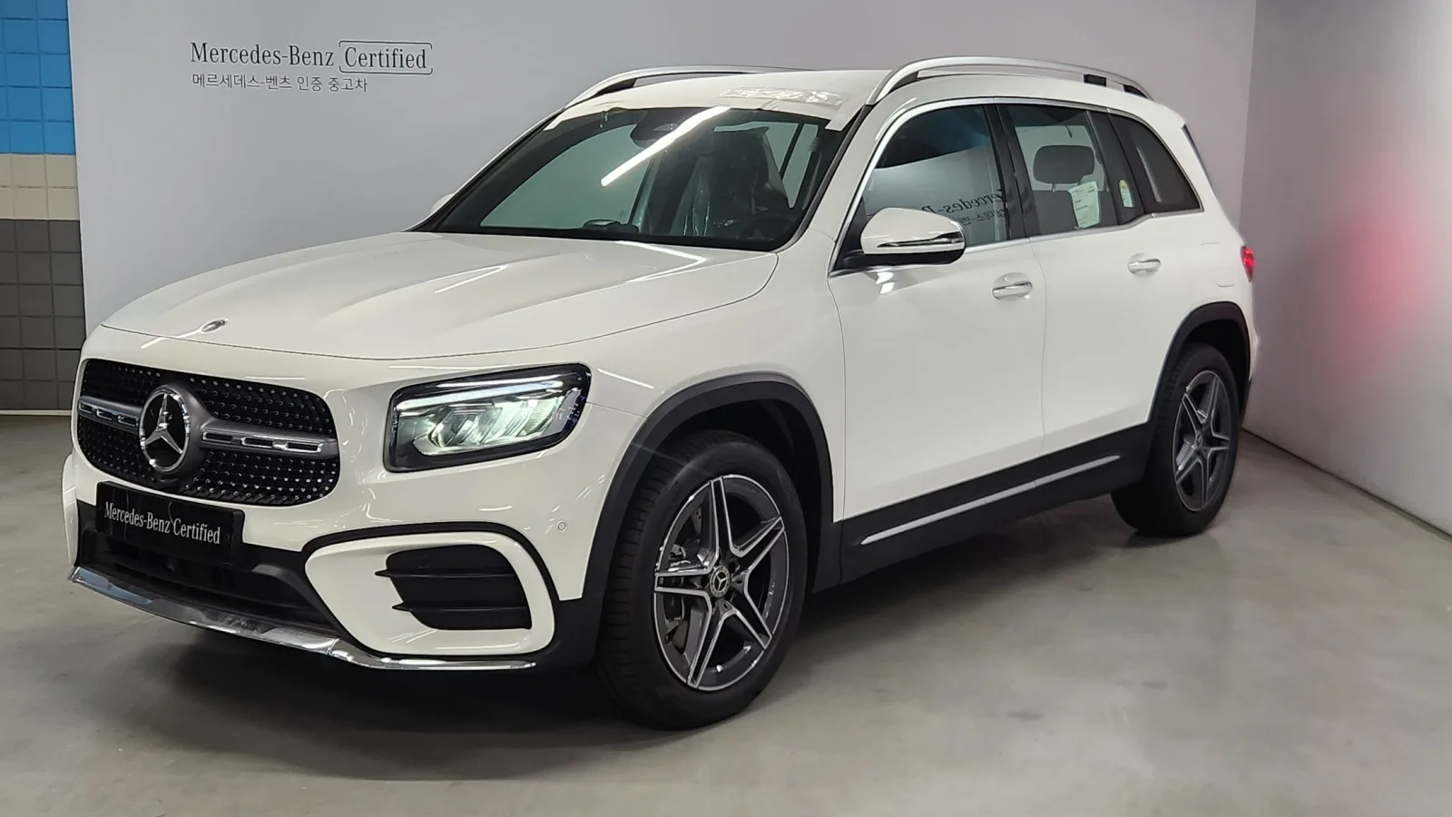 2025 Mercedes-Benz GLB-Class
